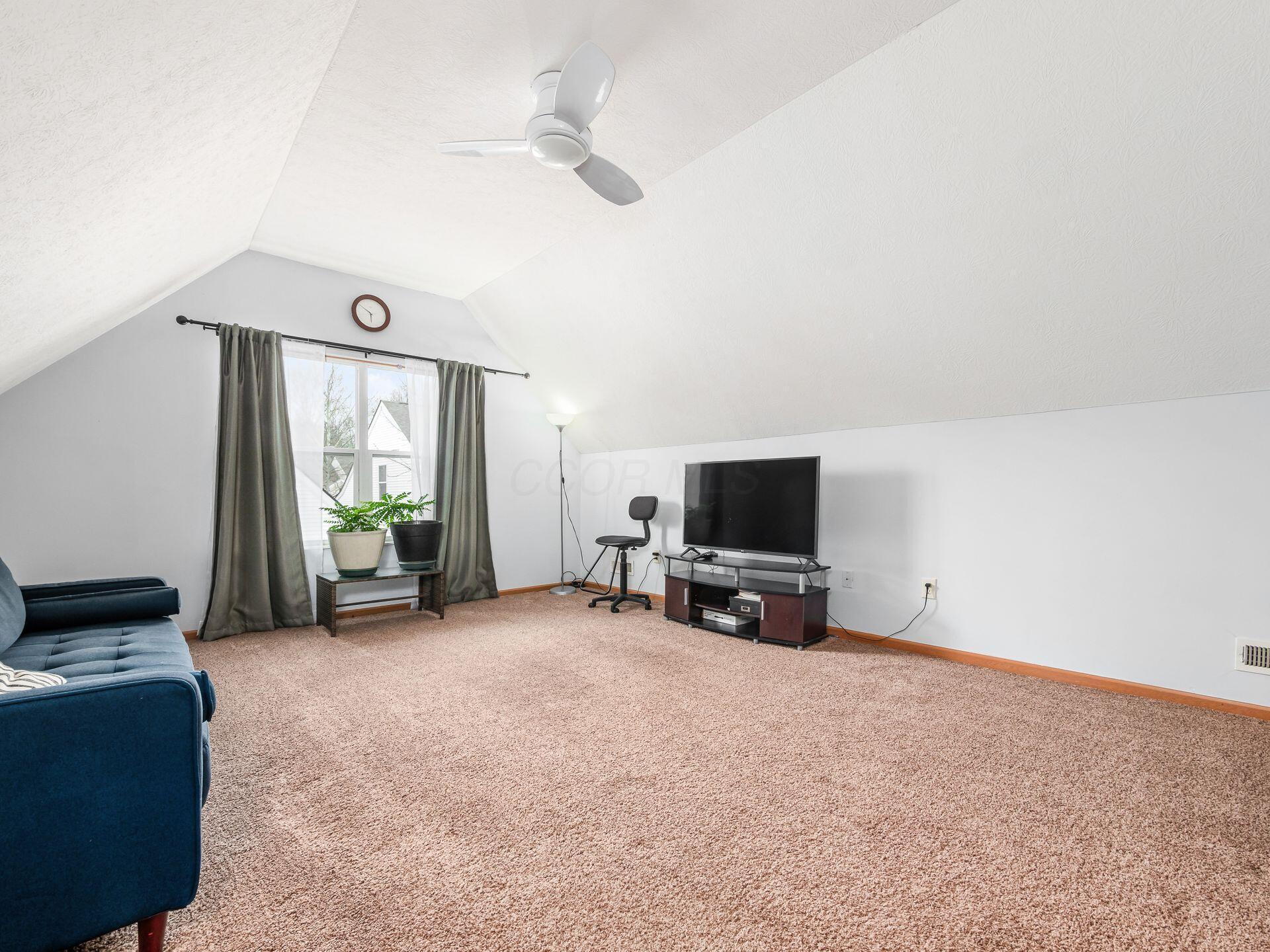 7164 Alma Terrace Drive, New Albany, Ohio image 38