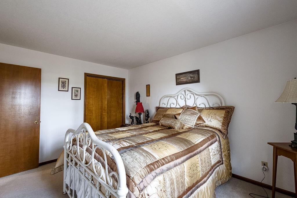 17980 Glen Road, Gambier, Ohio image 32
