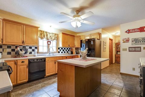 MLS: 225008905