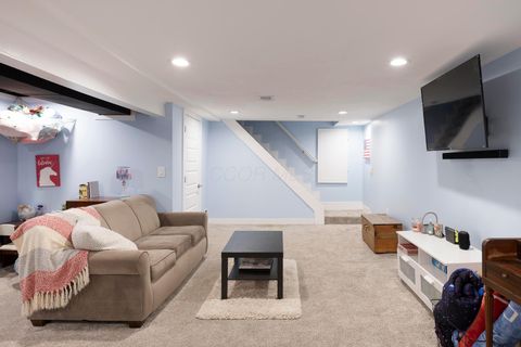 Tiny photo for 6435 Harlem Road, New Albany, OH 43054 (MLS # 226002747)