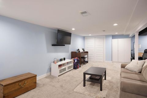 Tiny photo for 6435 Harlem Road, New Albany, OH 43054 (MLS # 226002747)