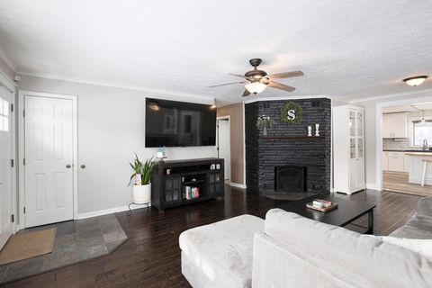 Tiny photo for 6435 Harlem Road, New Albany, OH 43054 (MLS # 226002747)