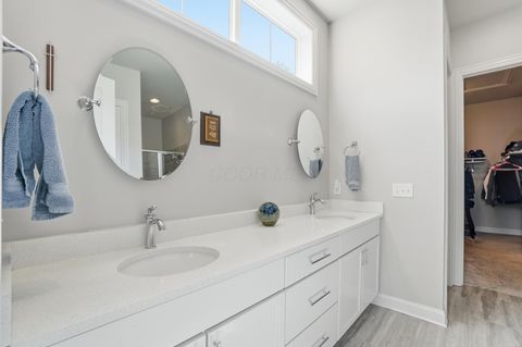 Tiny photo for 3045 Big Timber Loop, Lewis Center, OH 43035 (MLS # 226013427)