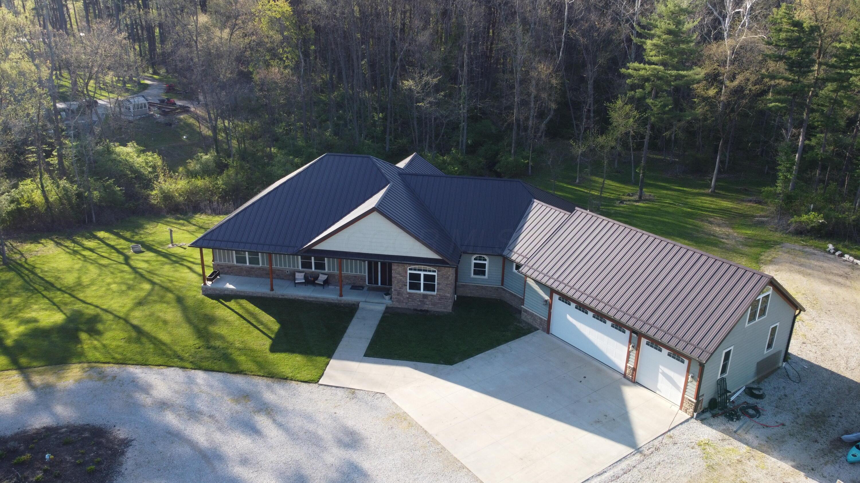 8610 Sadie Thomas Road, Johnstown, Ohio image 1