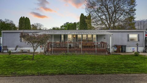 Photo of 8927 Columbus Road Lot 28 #Lot 28, Mount Vernon, OH 43050 (MLS # 226013713)