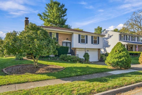 Tiny photo for 2005 Smoky View Boulevard, Powell, OH 43065 (MLS # 226040294)