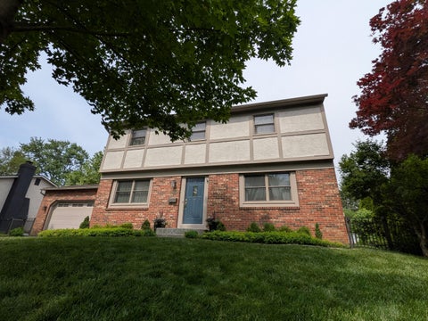 Photo of 5015 Fenwick Court, Columbus, OH 43220 (MLS # 226021193)