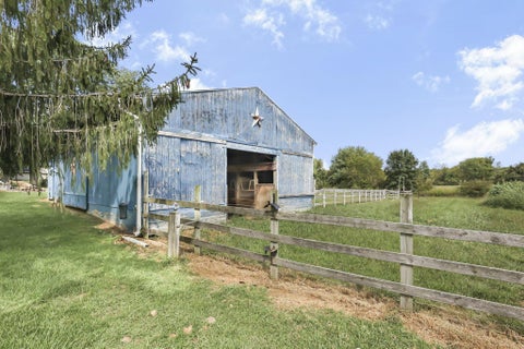Tiny photo for 11876 County Rd 28, Thornville, OH 43076 (MLS # 226032411)