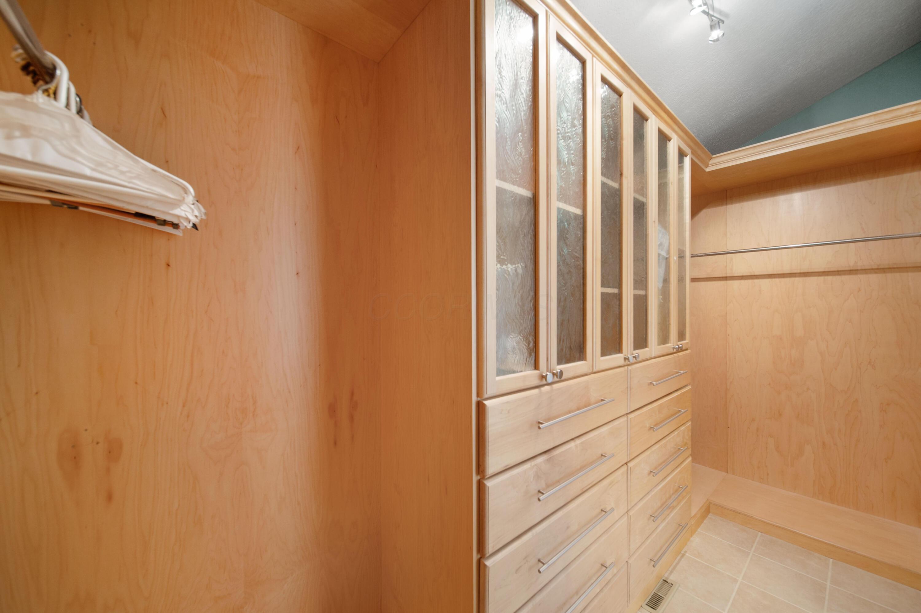 4251 Alward Road, Pataskala, Ohio image 33