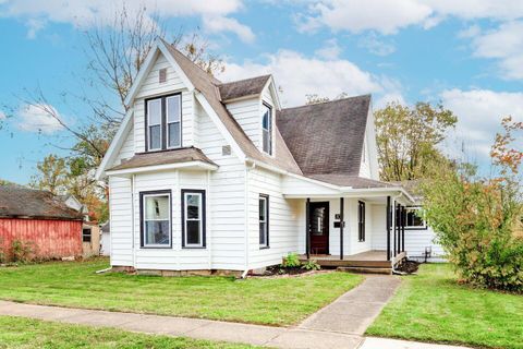 Photo of 306 E Burgess Street, Mount Vernon, OH 43050 (MLS # 225040953)