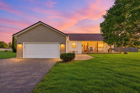 Photo of 1520 State Route 29 NE, London, OH 43140 (MLS # 226039837)