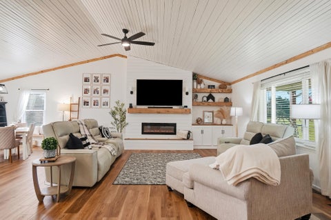 Tiny photo for 1520 State Route 29 NE, London, OH 43140 (MLS # 226039837)