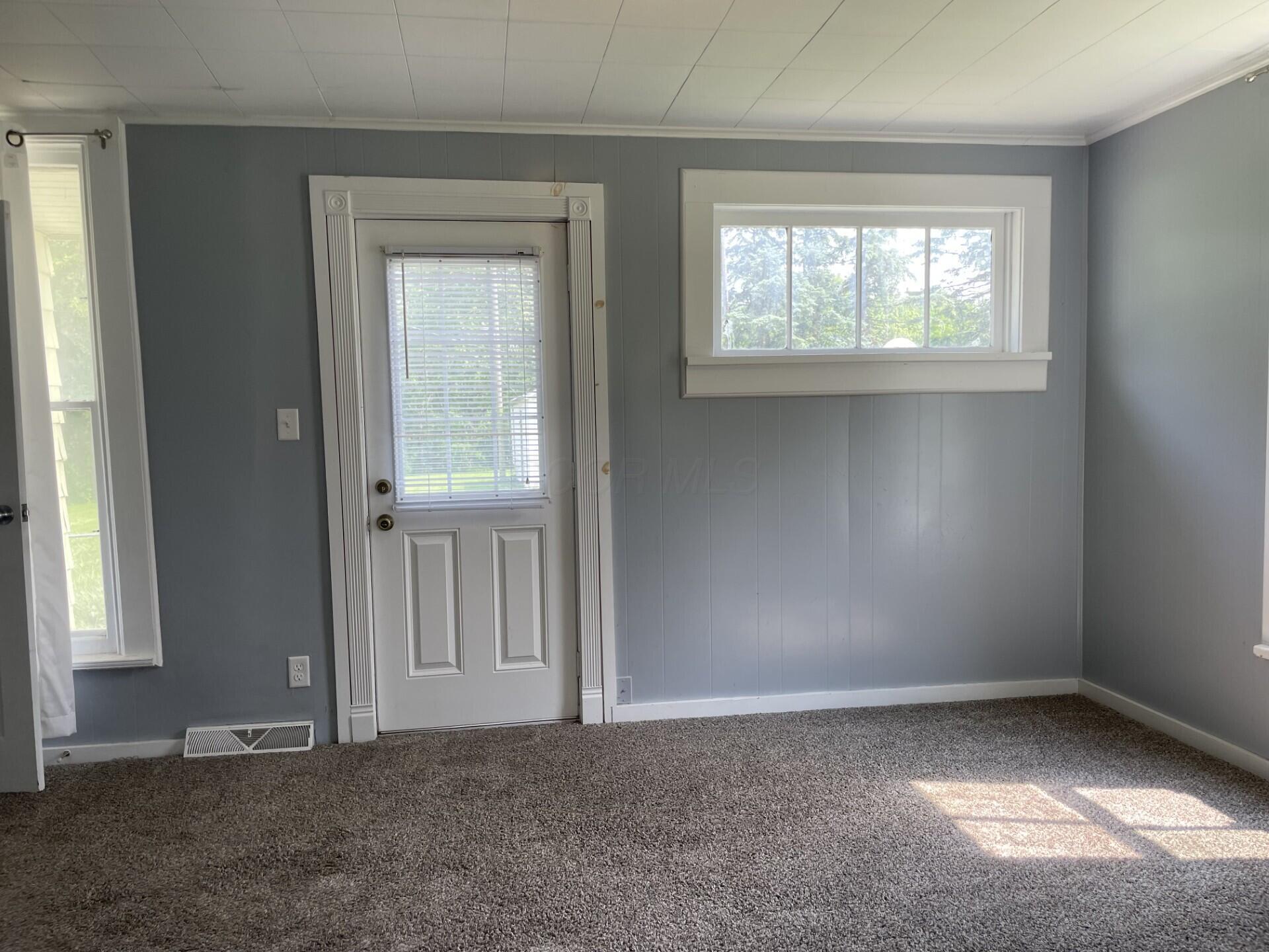 93 E Columbus Street, Mount Sterling, Ohio image 12
