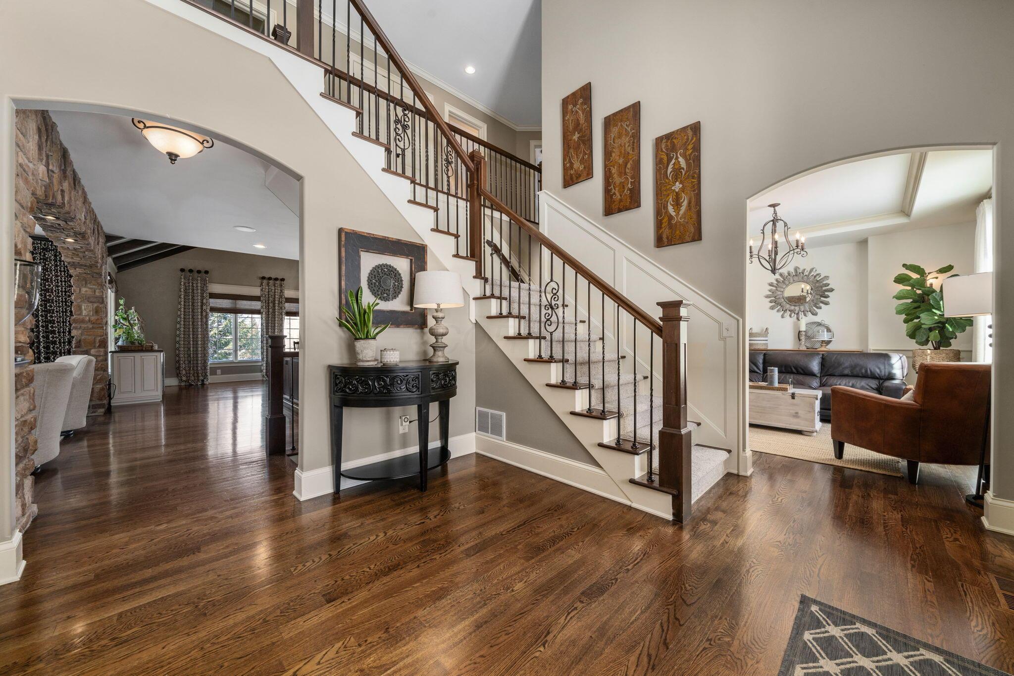 9338 Deer Path Court