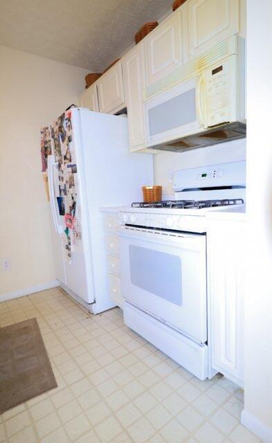 6722 Lagrange Drive 54E