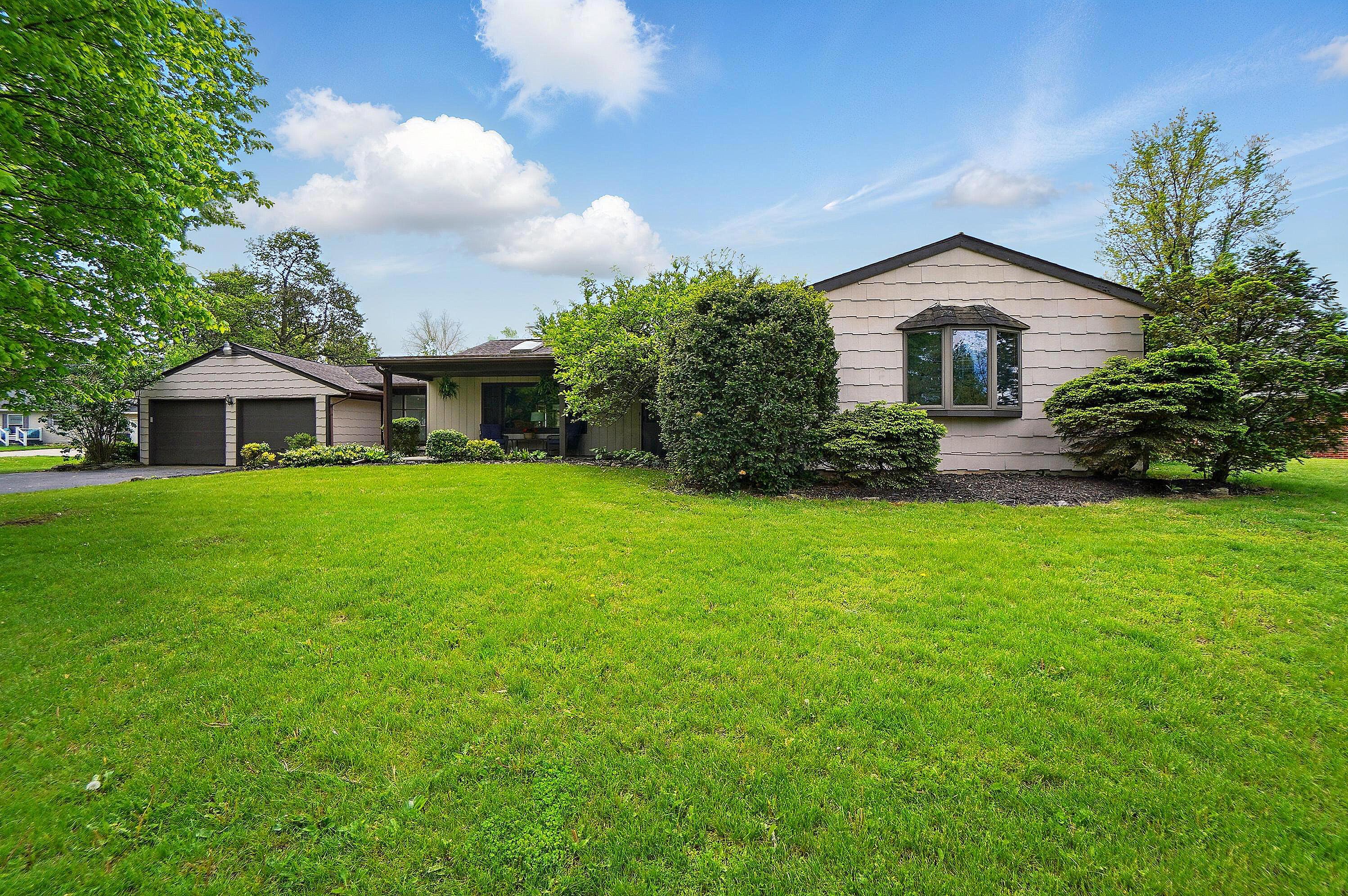 21 Hedgely Road, Springfield, Ohio image 2