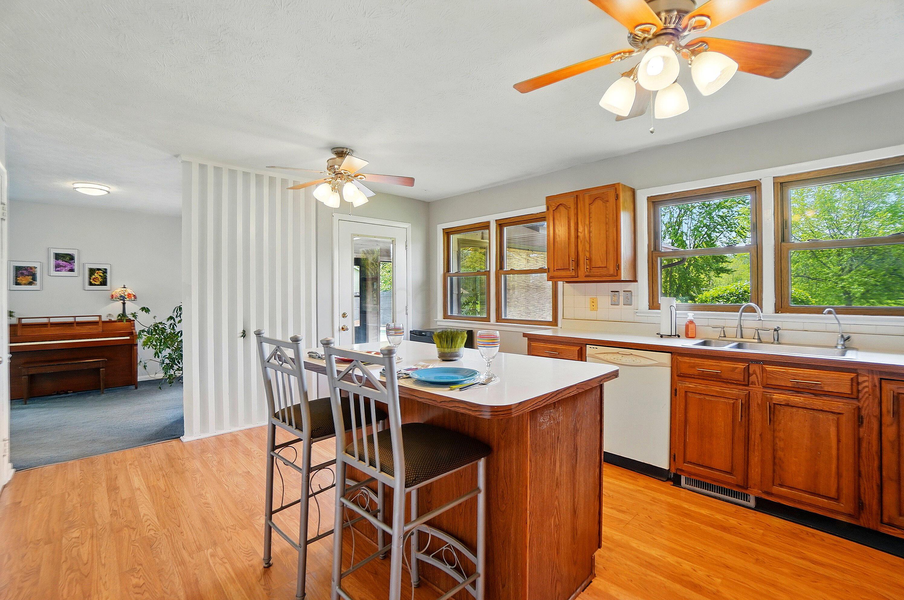 21 Hedgely Road, Springfield, Ohio image 16