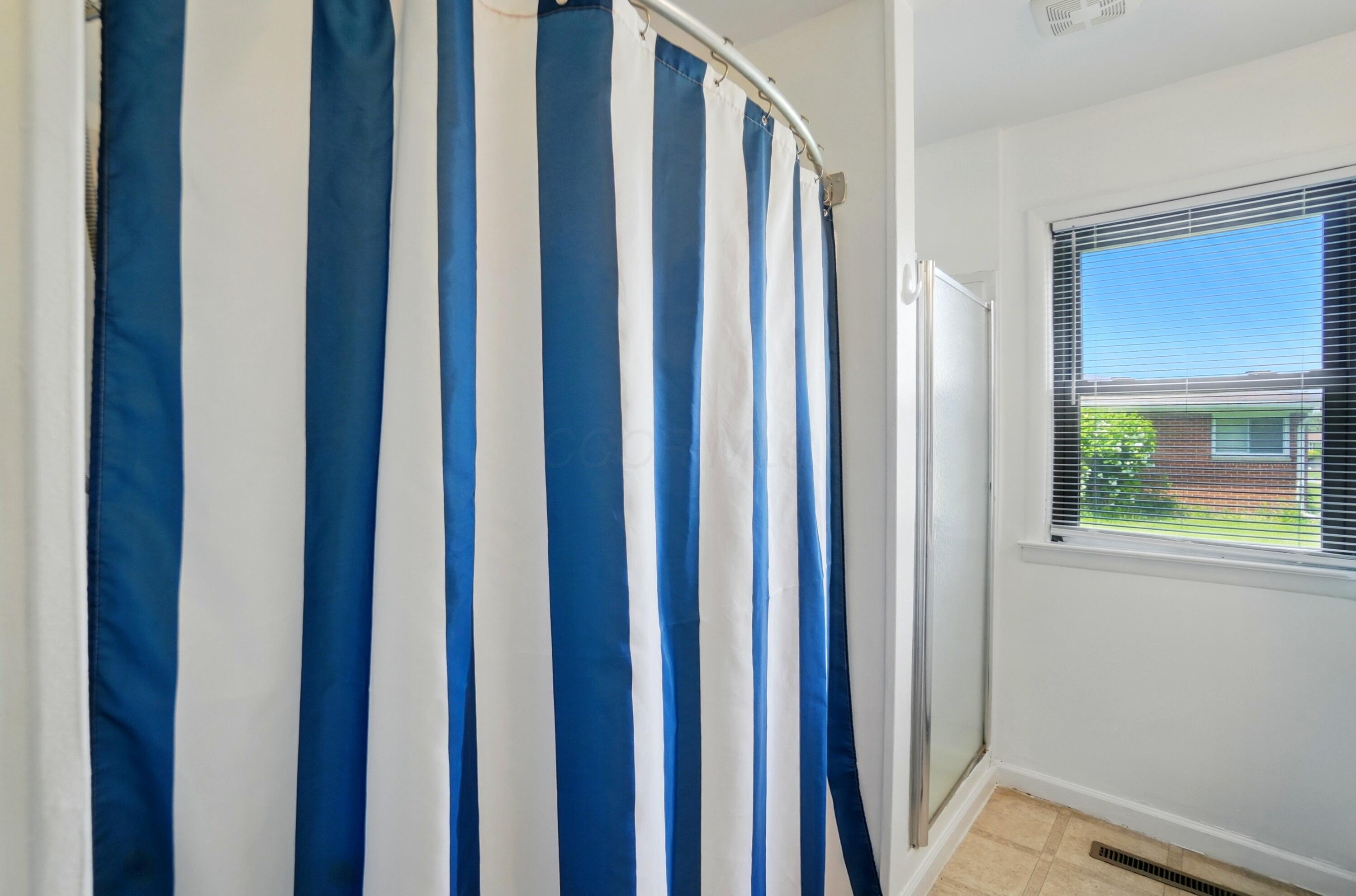 21 Hedgely Road, Springfield, Ohio image 38