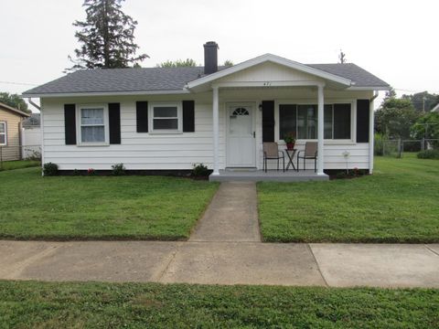 Photo of 471 Stella Avenue, Circleville, OH 43113 (MLS # 226027300)