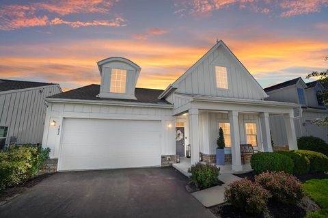 Photo of 7052 Inchcape Lane 12 #12, Dublin, OH 43016 (MLS # 226017590)