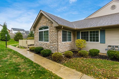 Condo For Sale - 136 Pioneer Circle<br/> Pickerington, OH 43147