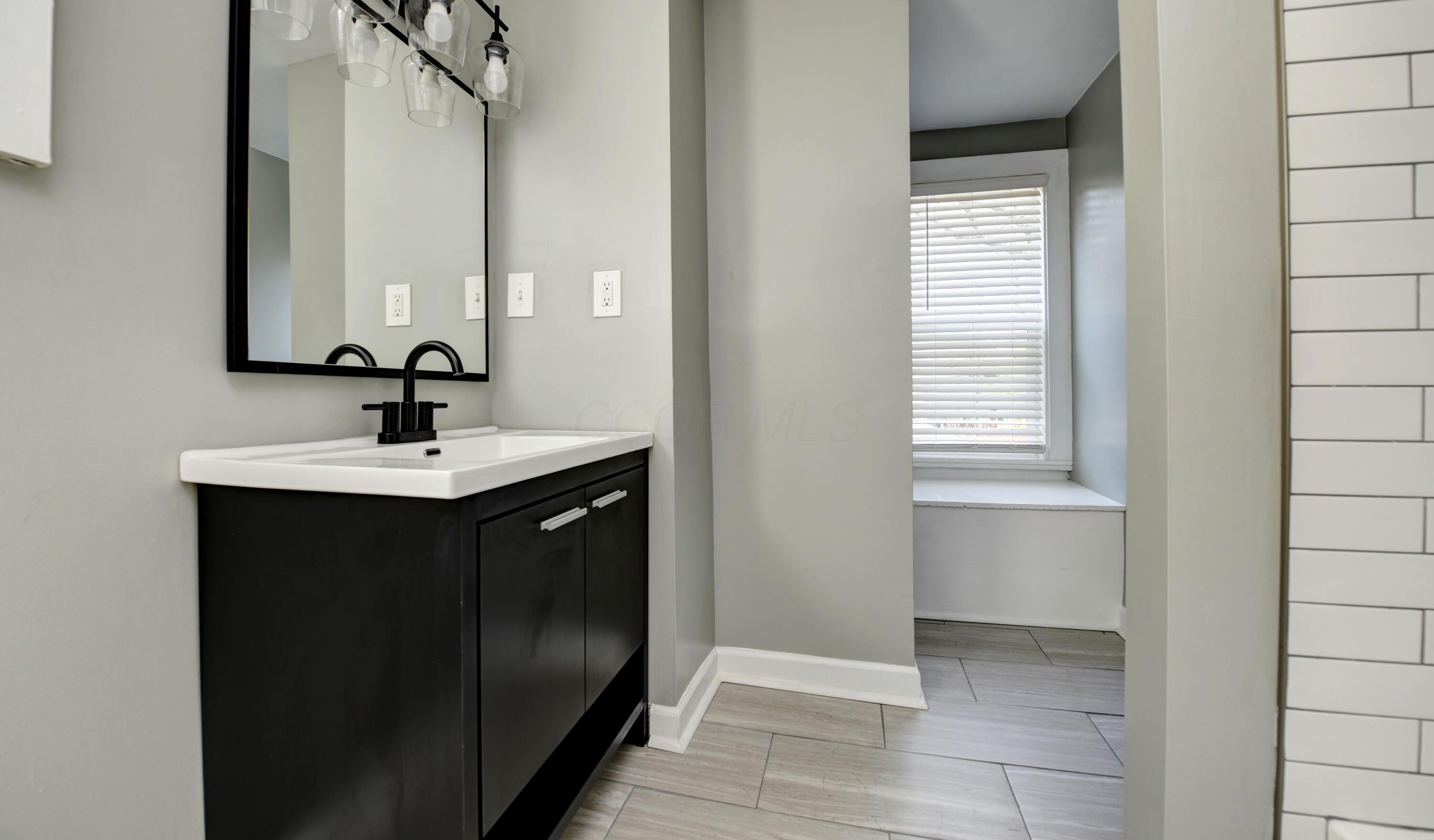 909 Oakwood Avenue, Columbus, Ohio image 21