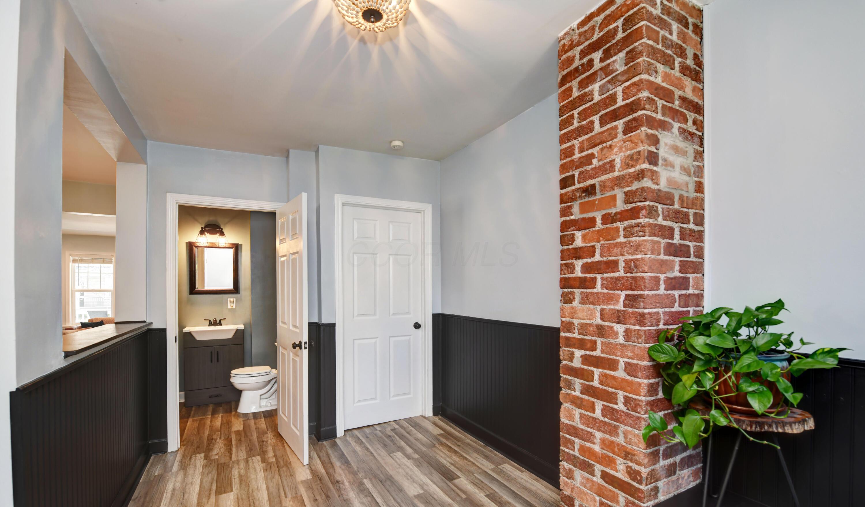 909 Oakwood Avenue, Columbus, Ohio image 12