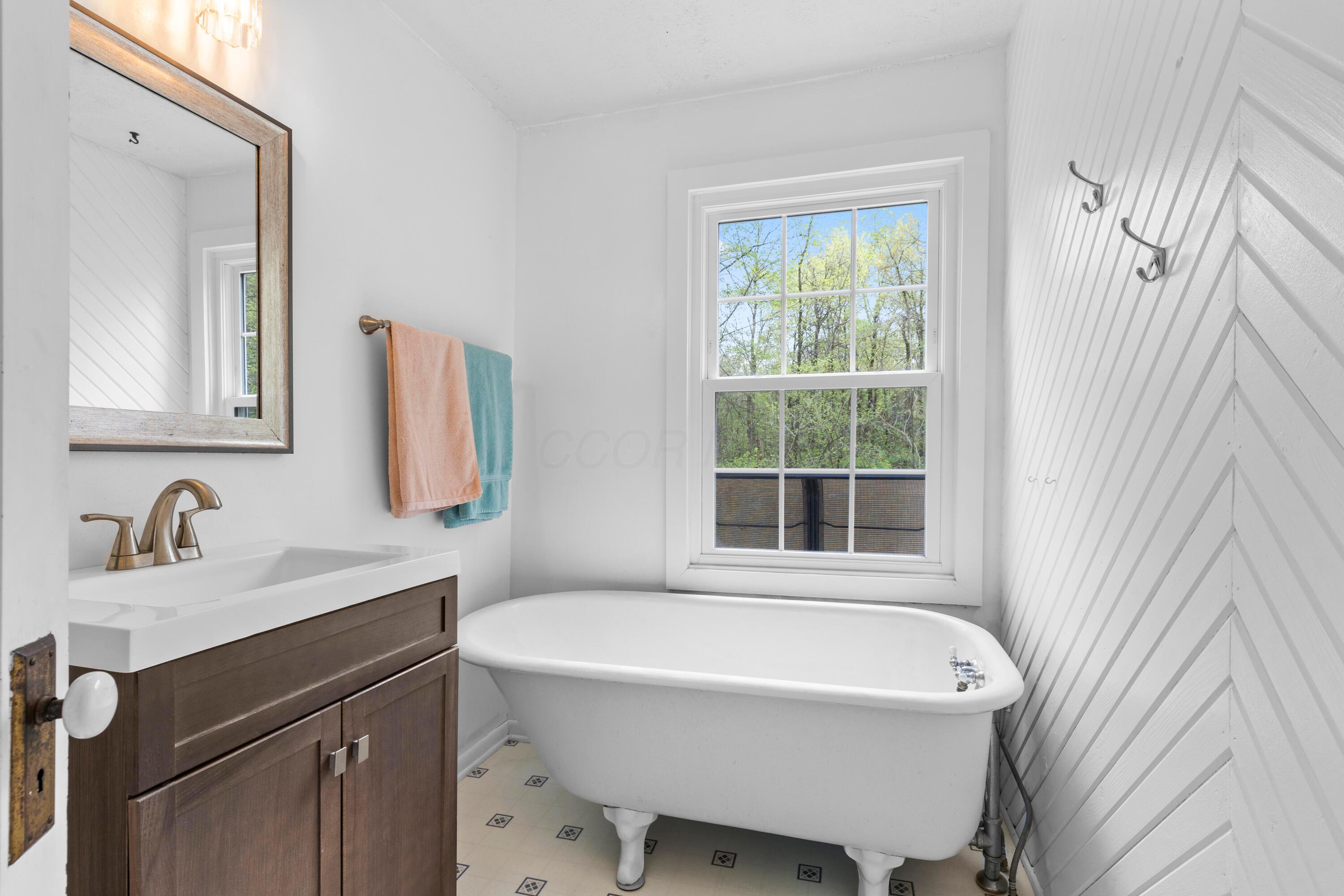11947 Mount Hope Road, Glenford, Ohio image 22