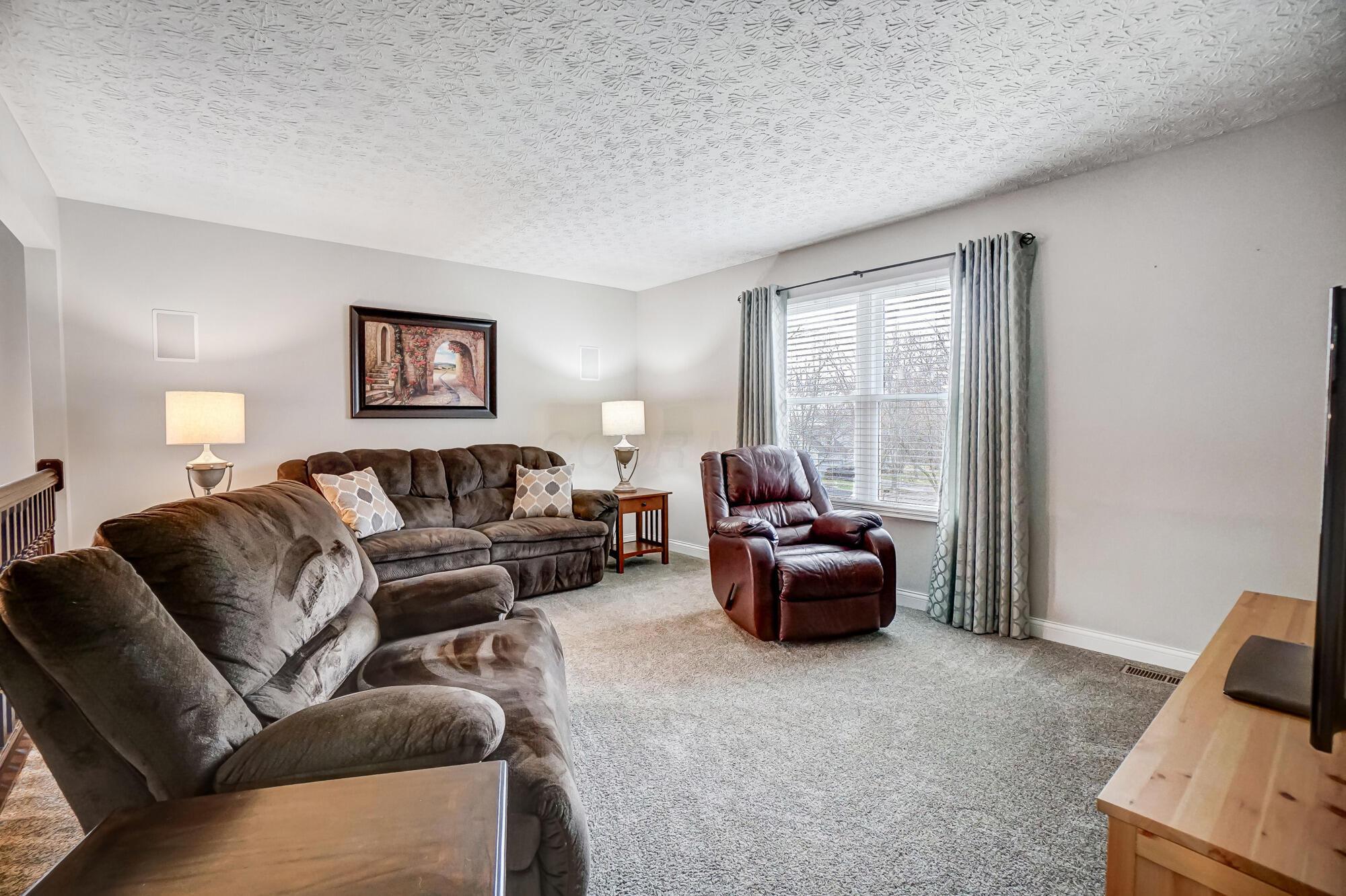 322 Crafton Trail Loop, Blacklick, Ohio image 28