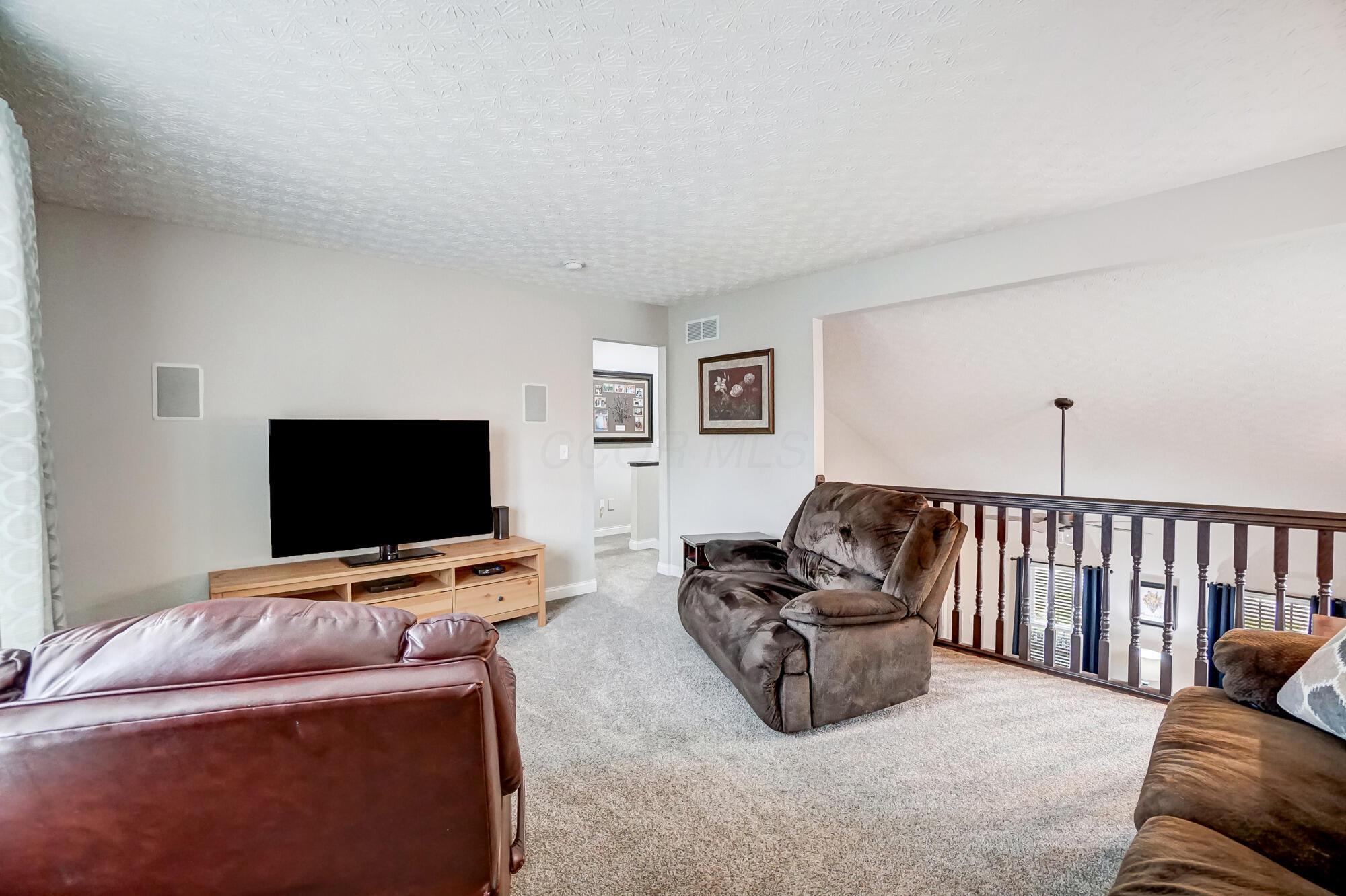 322 Crafton Trail Loop, Blacklick, Ohio image 29