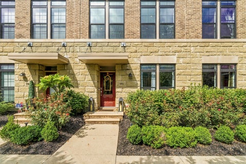 Photo of 990 Pullman Place 29 #29, Grandview Heights, OH 43212 (MLS # 226036624)