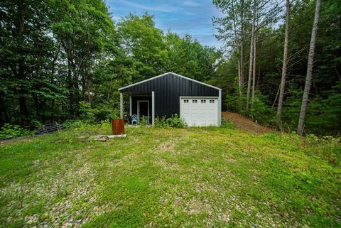 Photo of 9758 Wesley Chapel Road, Mount Perry, OH 43760 (MLS # 226000397)