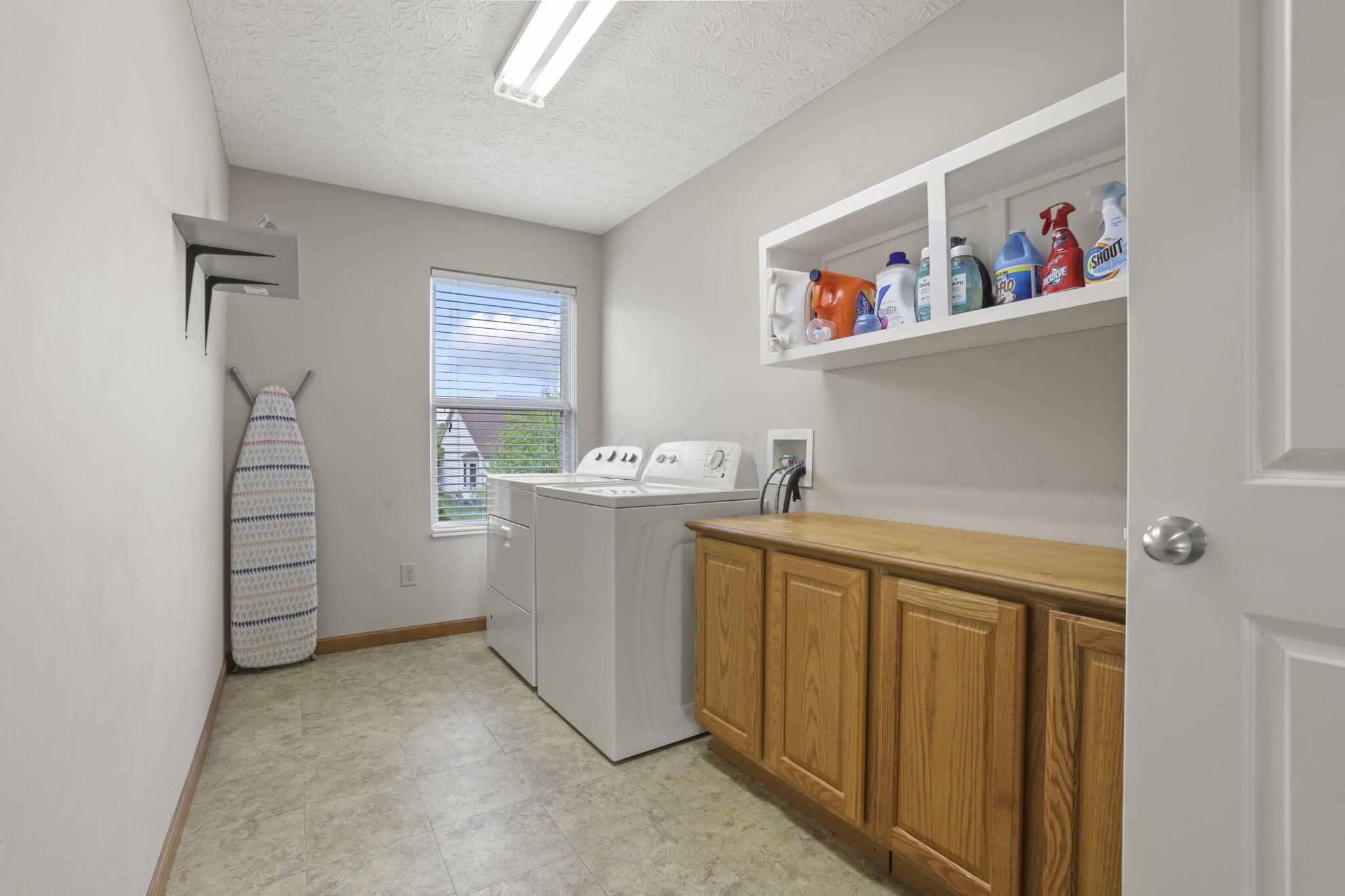 9388 Brooks Close, Powell, Ohio image 45