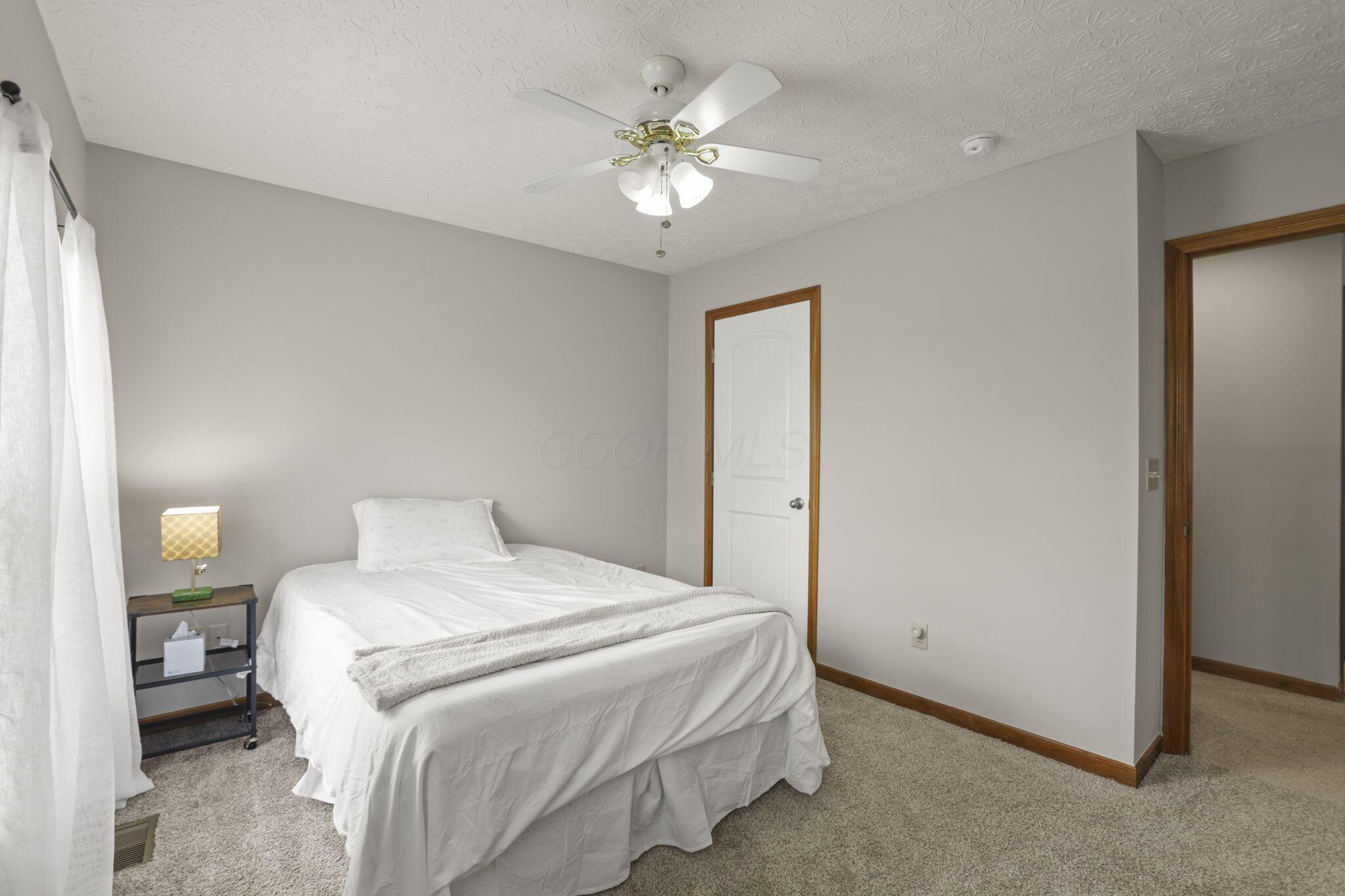 9388 Brooks Close, Powell, Ohio image 42