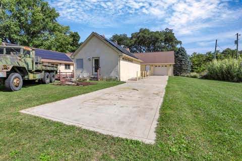 Tiny photo for 4037 Dublin Road, Columbus, OH 43221 (MLS # 226028221)