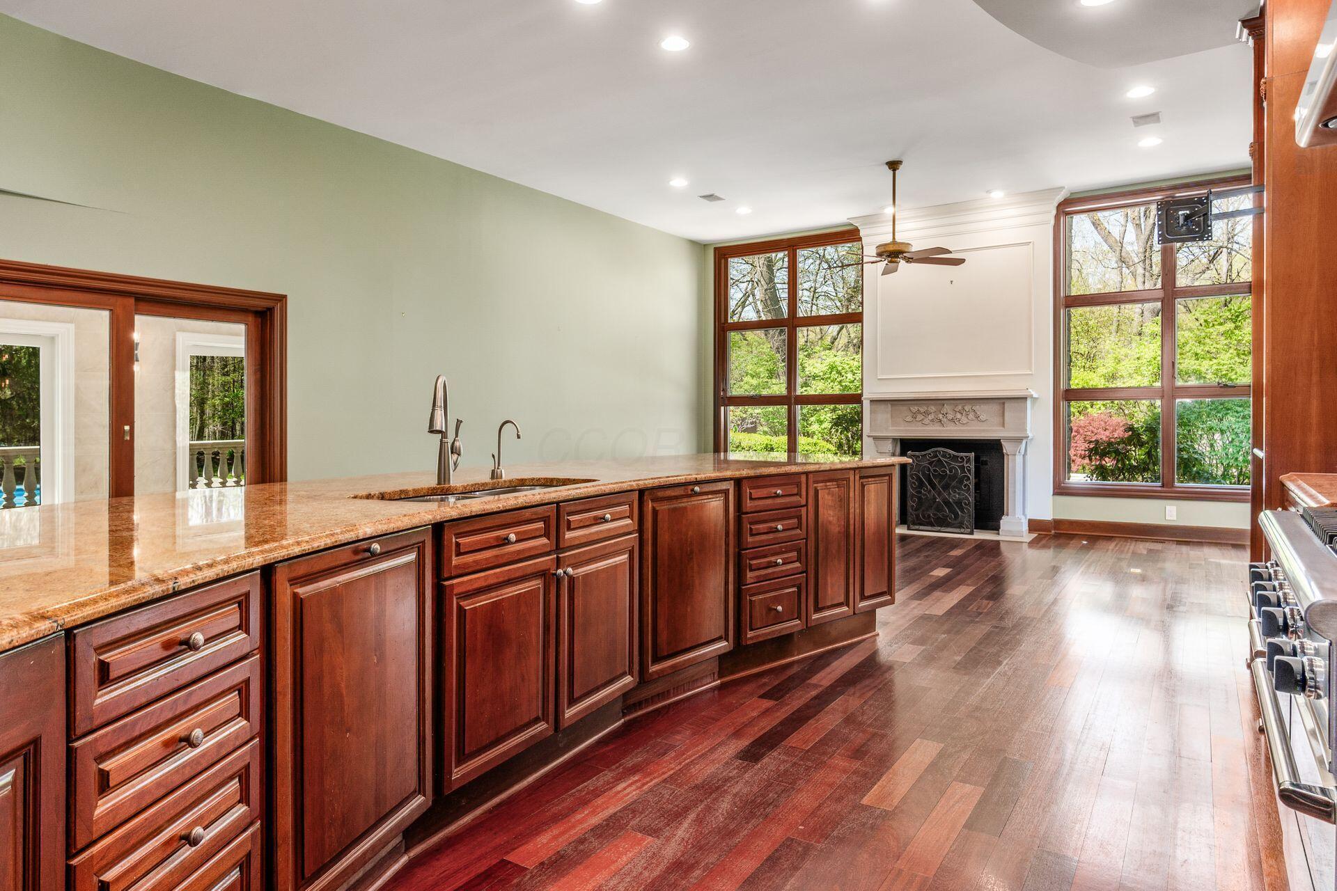 4930 E Walnut Street, Westerville, Ohio image 31