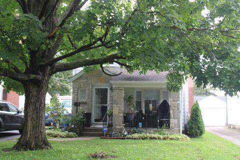 Photo of 626 Salisbury Road, Columbus, OH 43204 (MLS # 226031712)