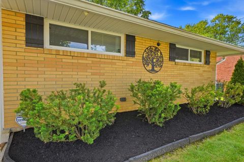 Tiny photo for 1417 Terry Drive, Reynoldsburg, OH 43068 (MLS # 226017603)