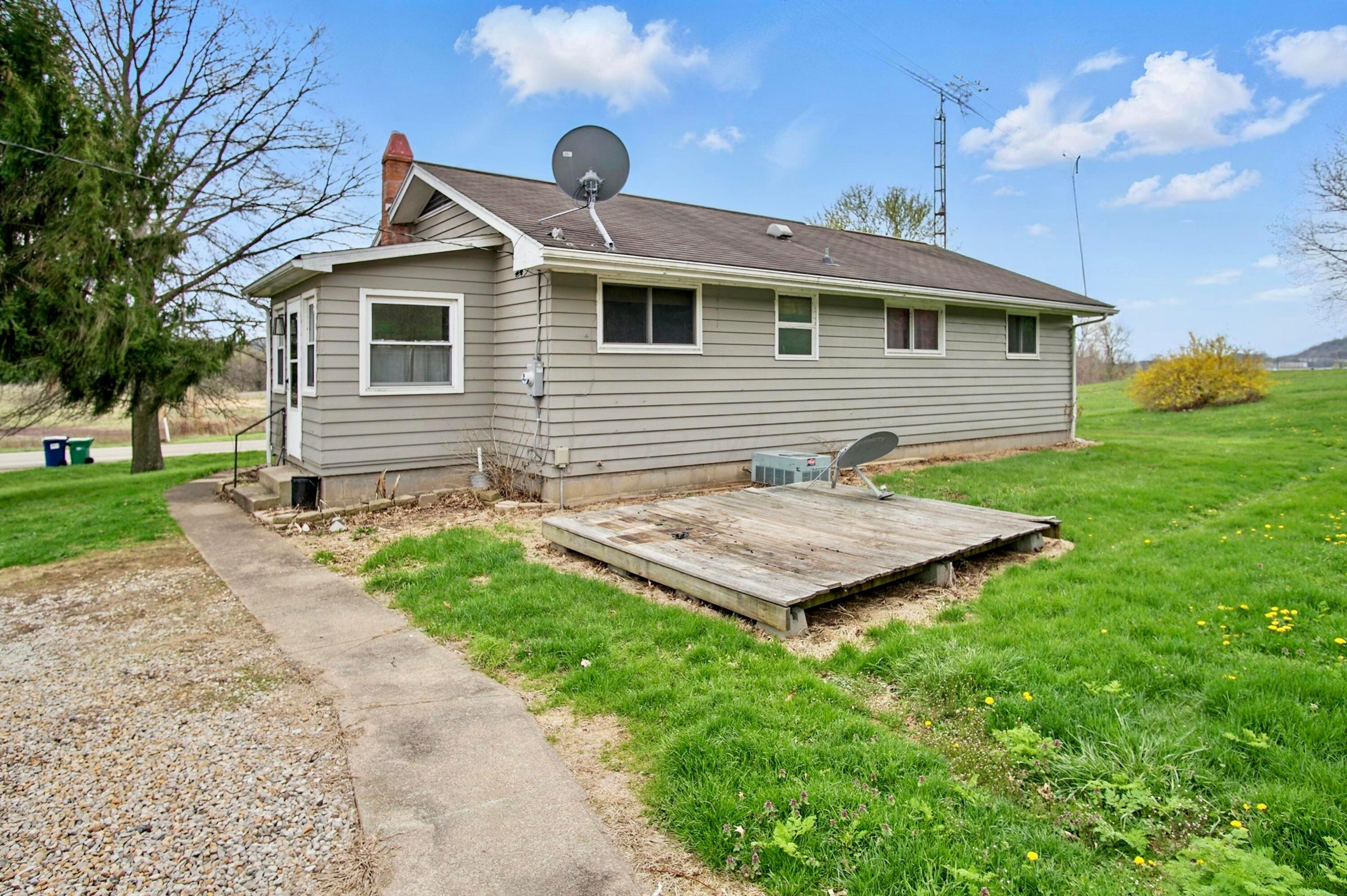 5235 Raiders Road, Frazeysburg, Ohio image 7