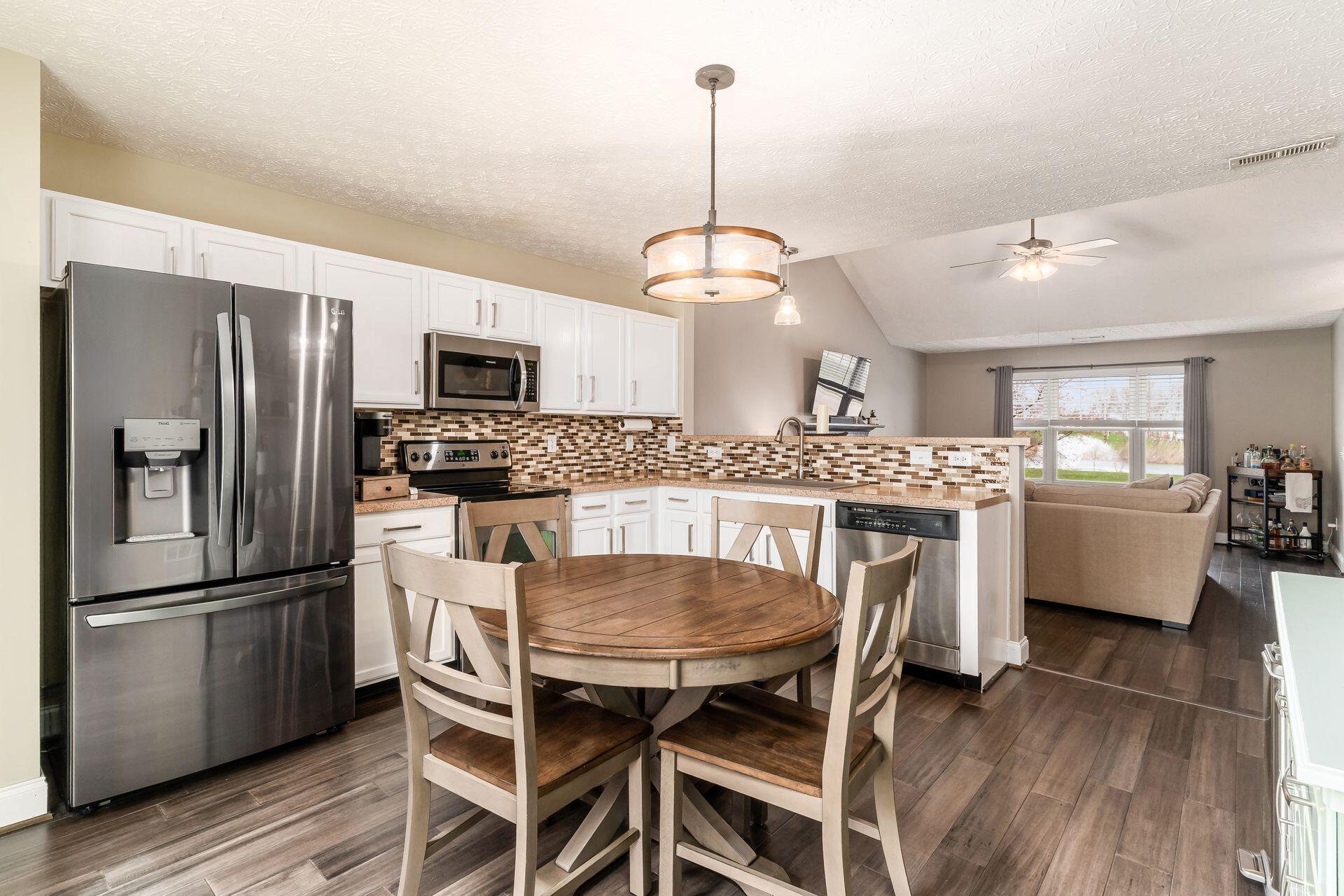 6061 Eden Valley Drive, Westerville, Ohio image 24
