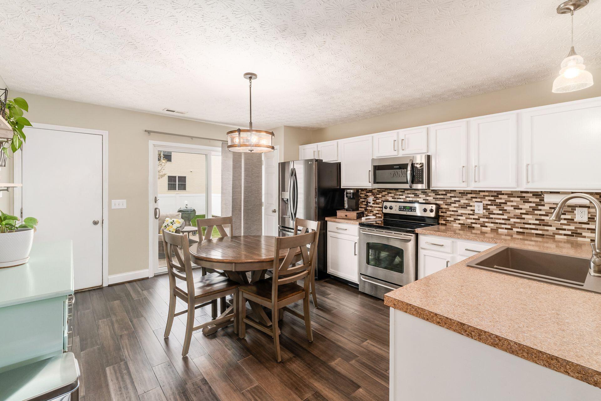 6061 Eden Valley Drive, Westerville, Ohio image 23
