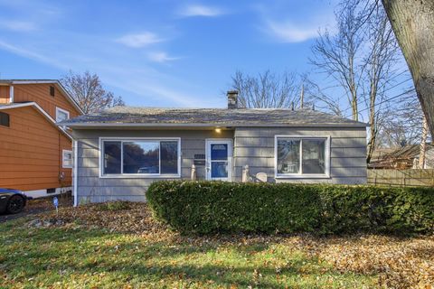 Photo of 4217 Hickman Road, Columbus, OH 43224 (MLS # 225043887)
