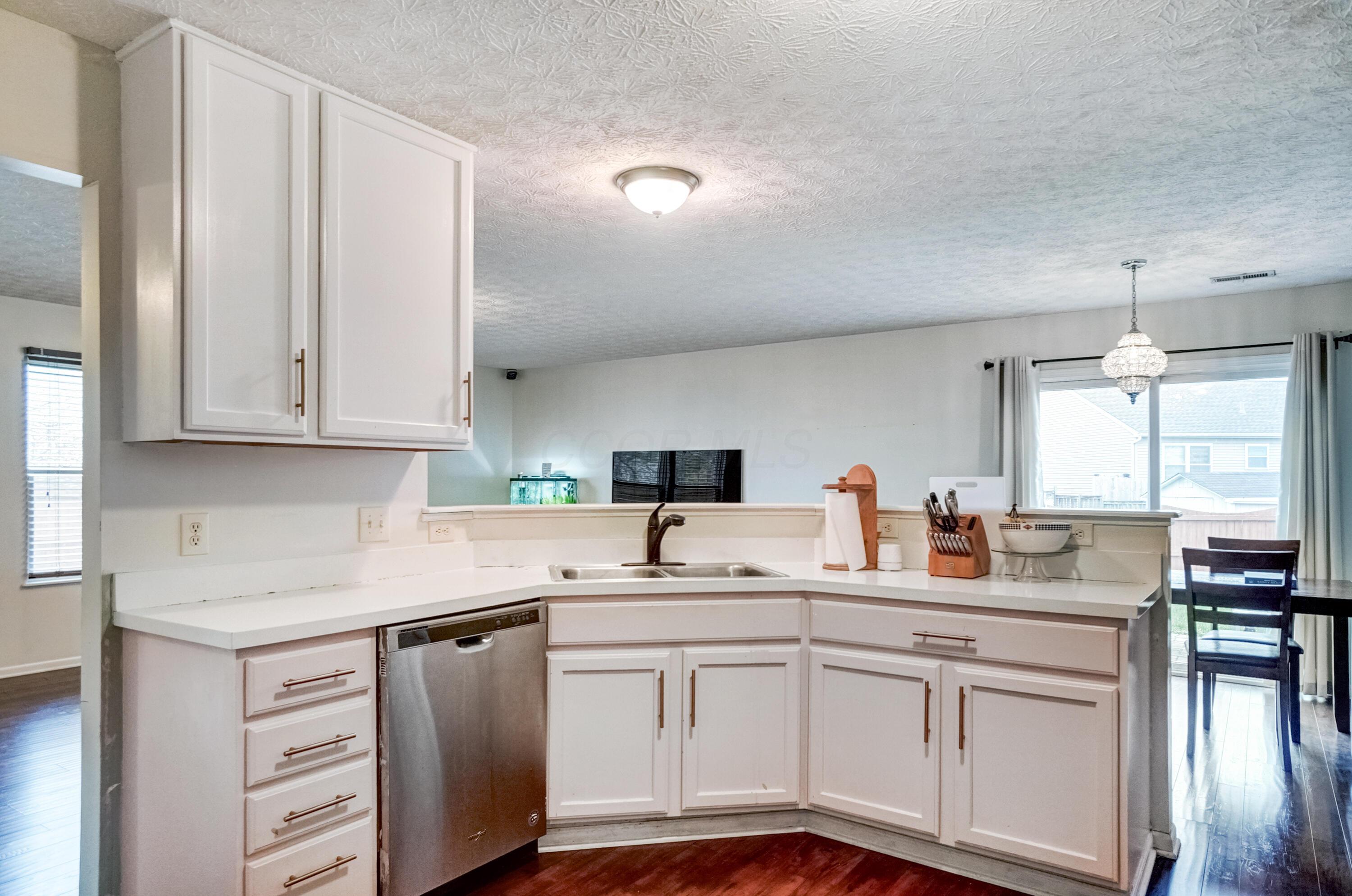 6184 Nasby Drive, Galloway, Ohio image 12