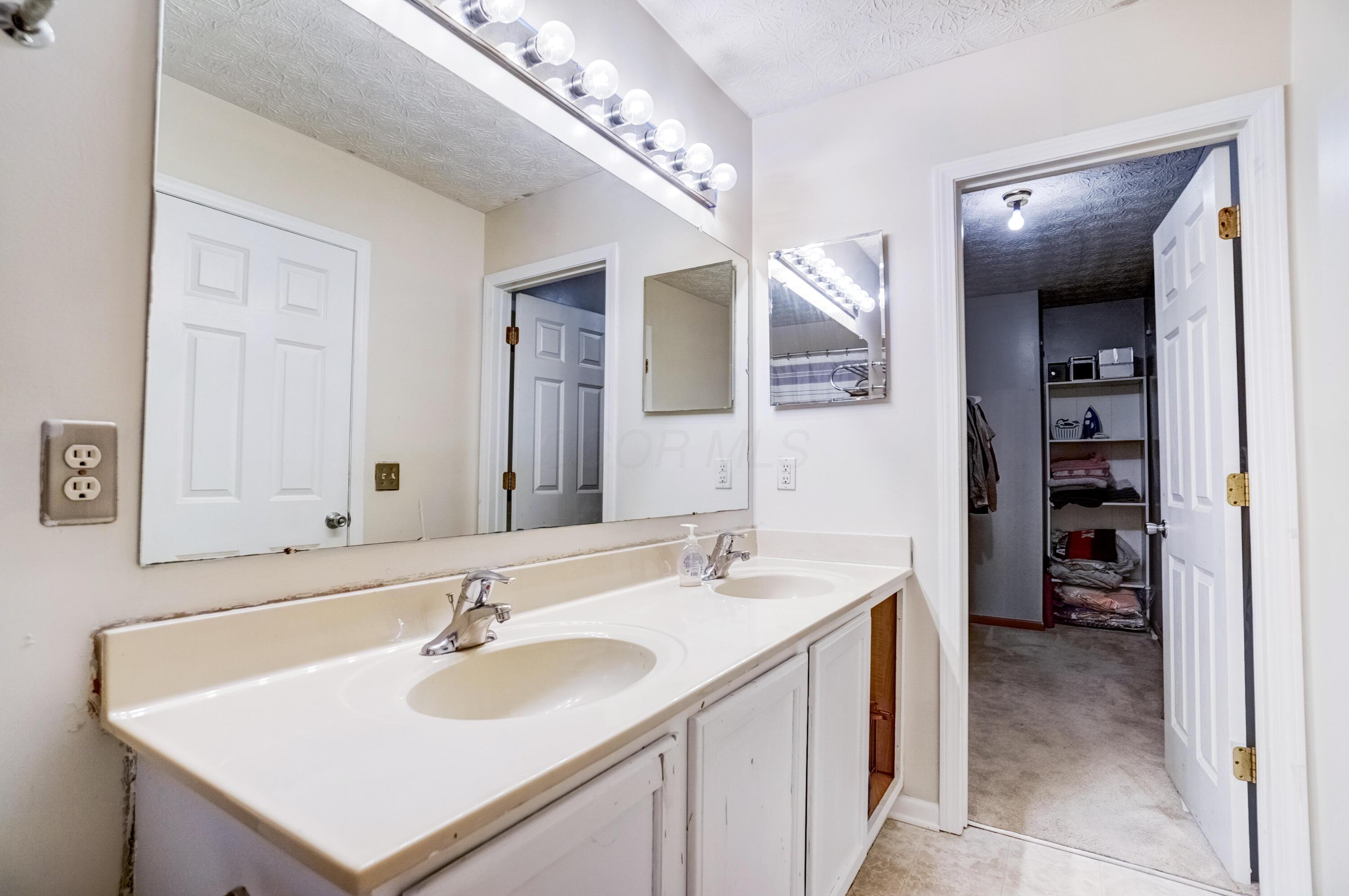 6184 Nasby Drive, Galloway, Ohio image 22