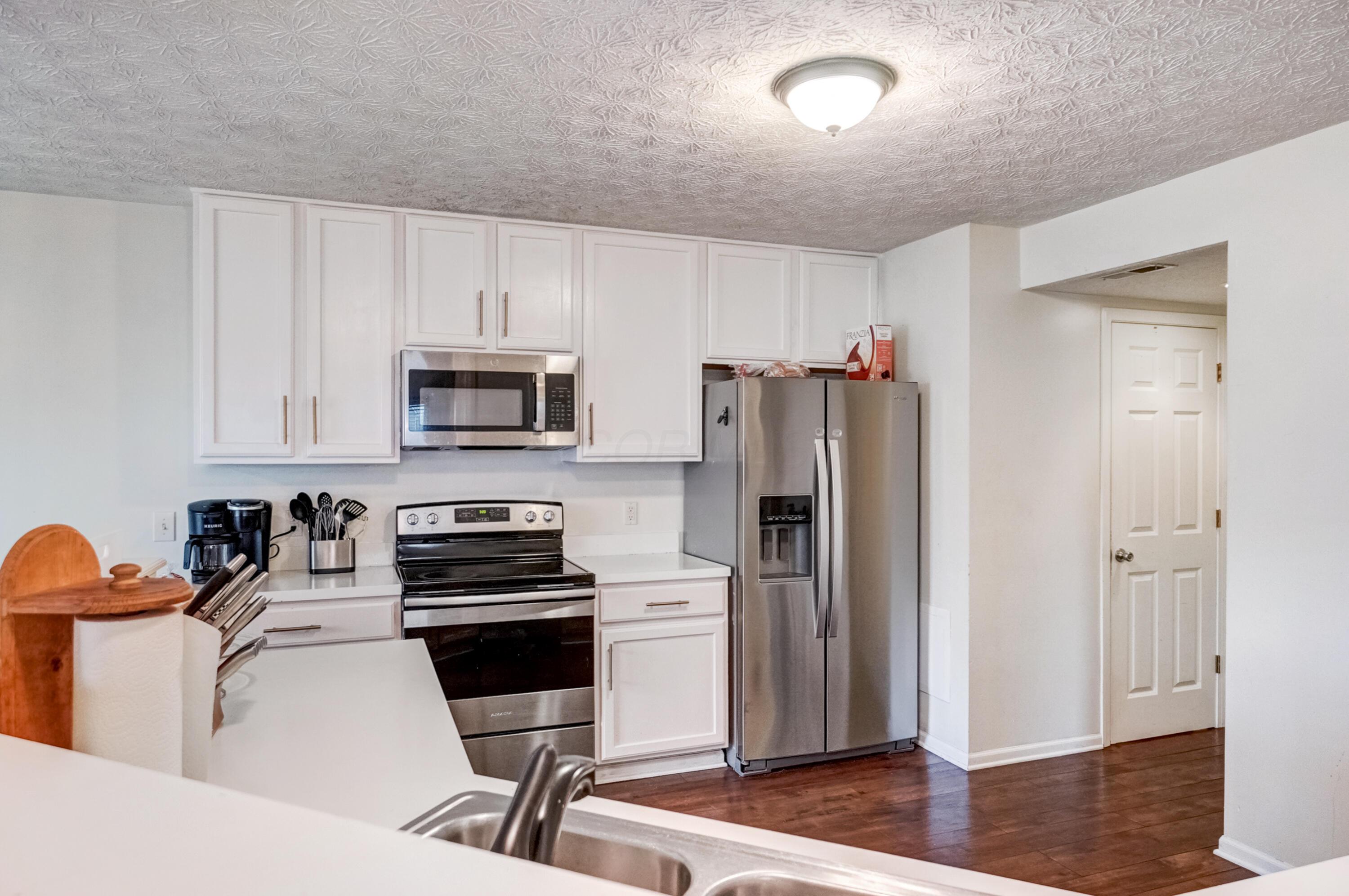 6184 Nasby Drive, Galloway, Ohio image 14