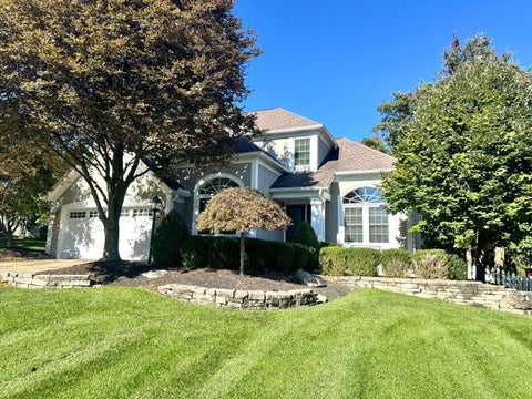 Homes For Sale - 4909 Saint Andrews Circle<br/> Westerville, OH 43082