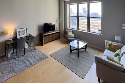 Tiny photo for 110 N 3rd Street 710 #710, Columbus, OH 43215 (MLS # 225037802)