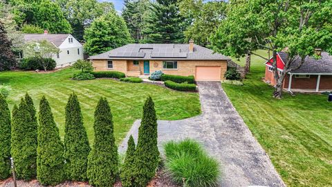 Tiny photo for 3140 Fishinger Road, Columbus, OH 43221 (MLS # 226020868)