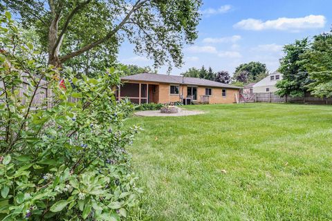 Tiny photo for 3140 Fishinger Road, Columbus, OH 43221 (MLS # 226020868)