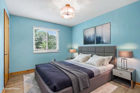 Tiny photo for 3140 Fishinger Road, Columbus, OH 43221 (MLS # 226020868)